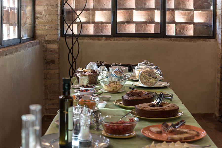 buffet-colazione-tenuta-mensanello Colazione a buffet